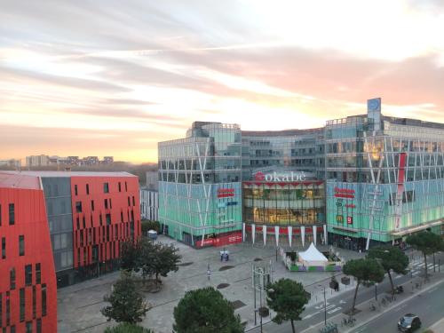 Näkymä, Your hidden charm by Paris in Le Kremlin Bicetre