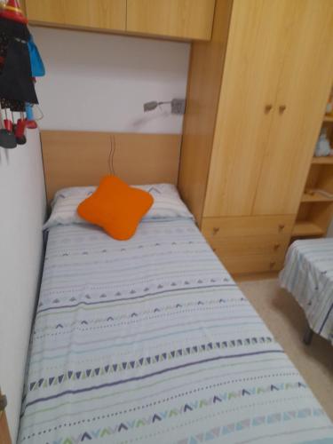 APARTAMENTO CON GRAN TERRAZA, PISCINA Y CON VISTAS AL MAR, A SOLO 50 m DE LA PLAYA, Valencia