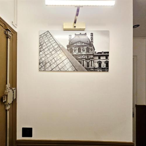 Sisäänkäynti, Your hidden charm by Paris in Le Kremlin Bicetre