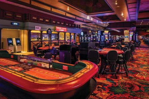Isle of Capri Casino Hotel Lula - image 7