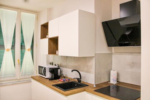 로마 Coppedè Lovely Apartment (Coppede Lovely Apartment) 4성급 싱글룸 수영장