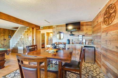 Mountain Views Await about Gatlinburg Cabin with Hot Tub! - image 10