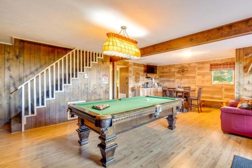 Mountain Views Await about Gatlinburg Cabin with Hot Tub! - image 6