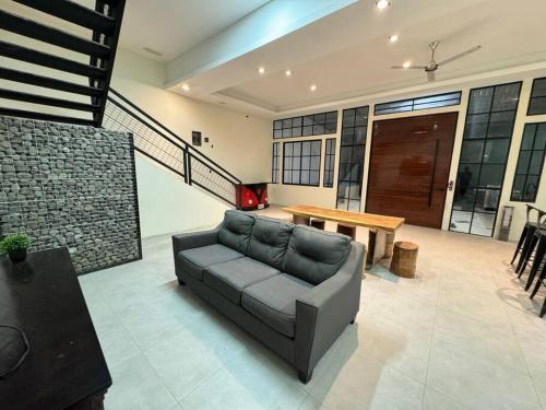 bambu house in La Mandarina