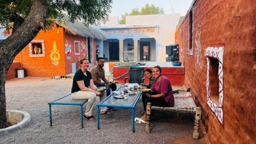 Chhotaram Prajapat's Homestay - 레스토랑