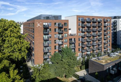 Modern City Square Apartment with Balcony, Breslau (Foto 9)