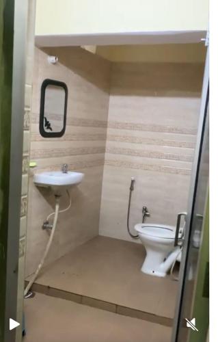 Two-Bedroom Apartment image 4