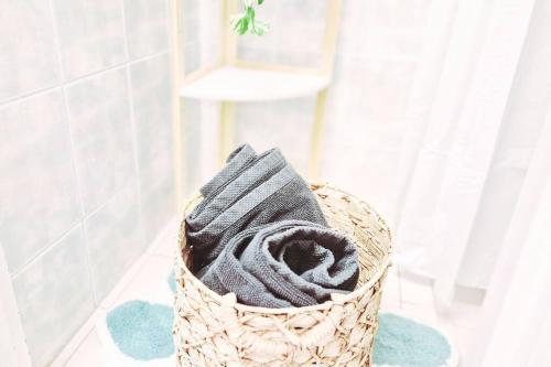 Palm Cove Villa- 2 mins walk to beach