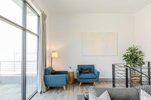 Abode Los Angeles - Downtown South Park - image 12
