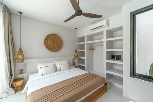 Villa Araw - Outstanding 2BR Villa - Prime Location in Canggu - image 3