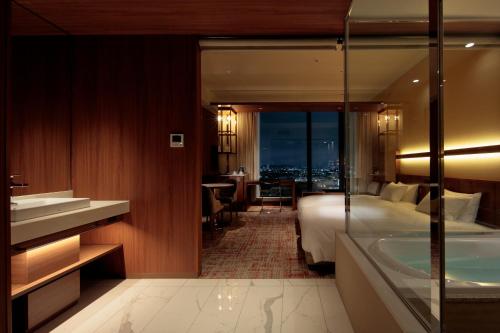 room detail thumbnail 0