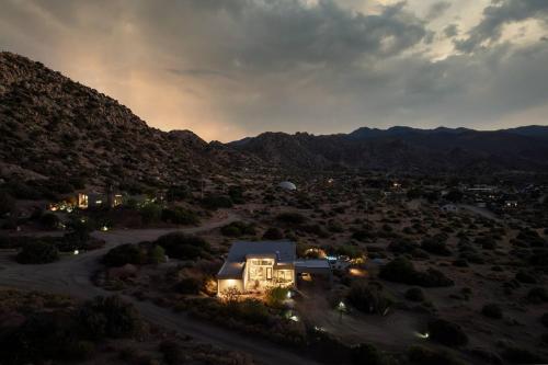 Stairway To Heaven 2 Luxury Artist Homes in Pioneertown, USA