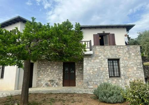 Villa Irene – khách sạn tại Chorto