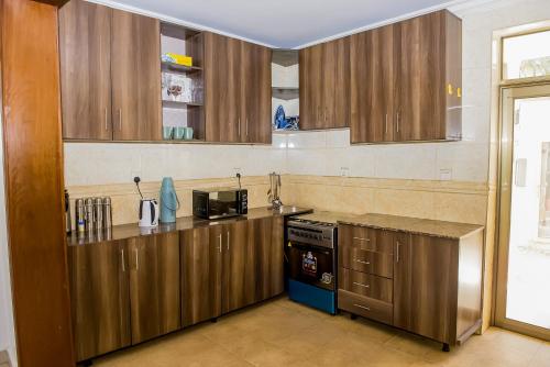 キガリ Affordable rooms in kigali 3つ星 ホテル ロビー