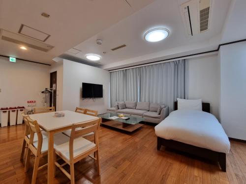 PRISM COURT 綾瀬, Tokio