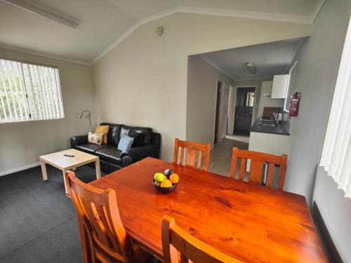 Mt Barker Holiday Park - Western Australia in Mount Barker (Nyugat-Ausztrália)