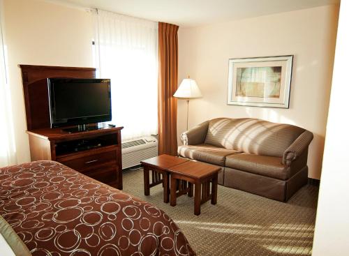 Staybridge Suites Wichita, an IHG Hotel