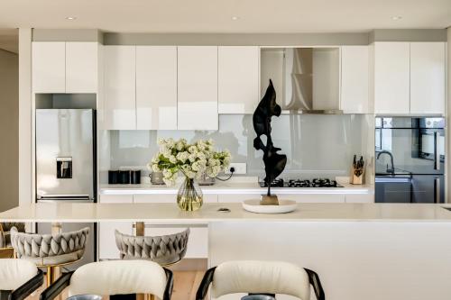 Khalanga Penthouse - image 5