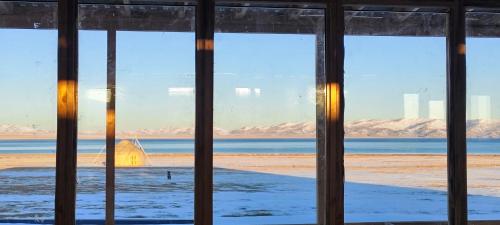 Yurt Camp Ali-Nur, Lake Song-Kul , Kyrgyzstan, Юрточный лагерь Али Нур, на берегу озера Сон Кол (Yurt Camp Ali-Nur, Lake Song-Kul , Kyrgyzstan, Юрточныи лагерь Али Нур, на берегу озера Сон Кол) in Tuz