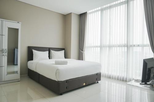 Chic and Cozy Studio Apartment at Ciputra International By Travelio, Jakarta