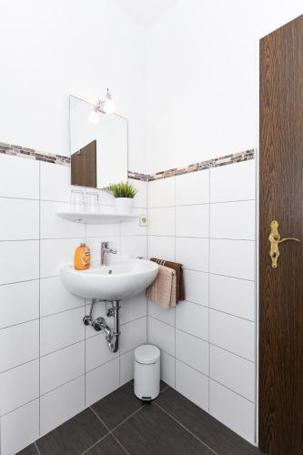 Ferienwohnungen im Haus Friedeburg - image 2