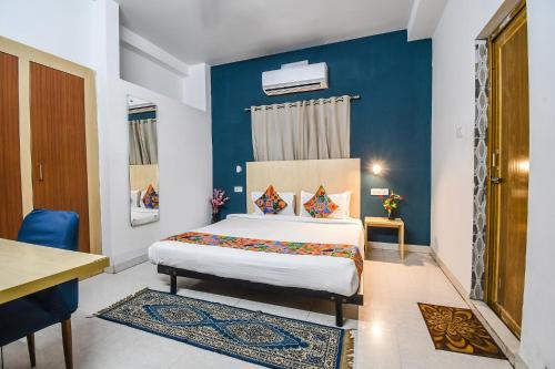 Deluxe Room image 3