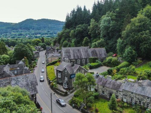 外部景觀, Base Camp Snowdonia, Gwersyll Cyntaf Eryri in 百特斯