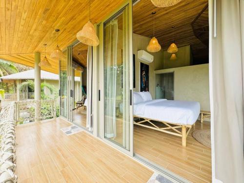 Lovely Villa, 2 Bedrooms & 1 Studio Room, Koh Samui near Samui Aquarium and Tiger Zoo