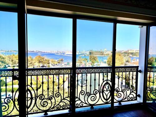 Dekalb Hotel Istanbul, Istanbul
