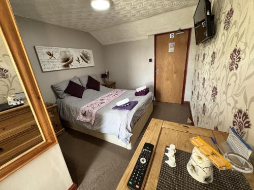1 double bed