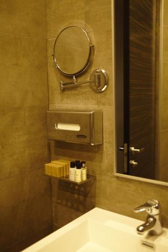 Opera Suite Hotel Room Type - Executive Suite