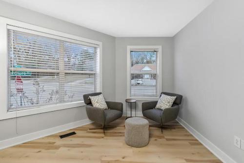 The Lofts of Downtown 540 N 2nd St, #207 Charming 2-Bedroom in the Heart of Clarksville, TN in Clarksville, USA