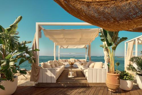 Radisson Blu Resort & Spa - image 2
