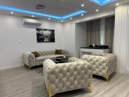 Mo- Luxury Apartment