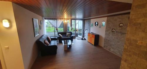 Gemutliche Apartments in Niederdorfelden 5.0km von Geibelseck entfernt