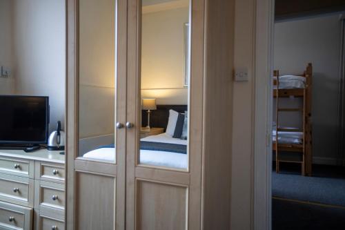 McKays Hotel - image 7