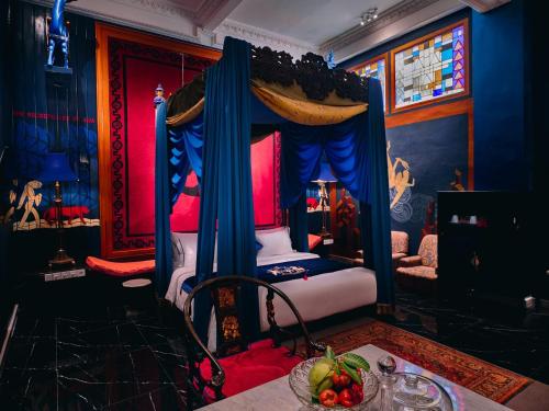 room detail thumbnail 0