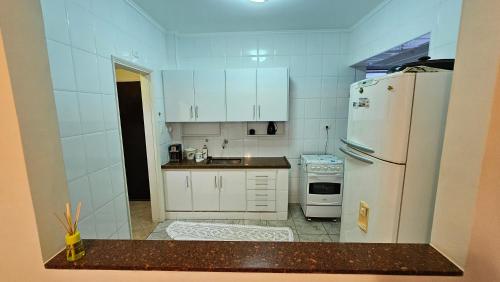 Kitchen, Boa Localizacao - 3 Quartos - Praia Asturias near Ratho's Beach Beer Bar Pria Do Tombo Guaruja