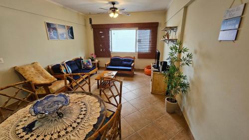 Facilities, Boa Localizacao - 3 Quartos - Praia Asturias near Ratho's Beach Beer Bar Pria Do Tombo Guaruja