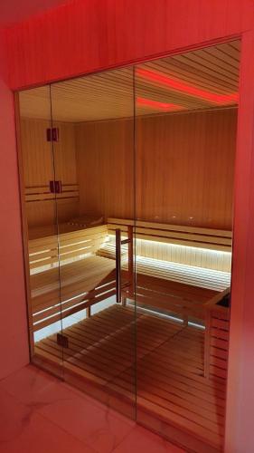 One-Bedroom Apartment image 10