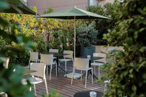 Acevi Villarroel - image 9