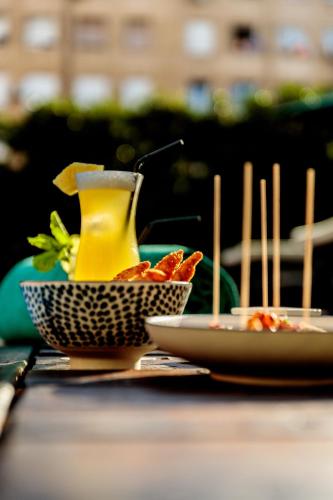 Acevi Villarroel - main image