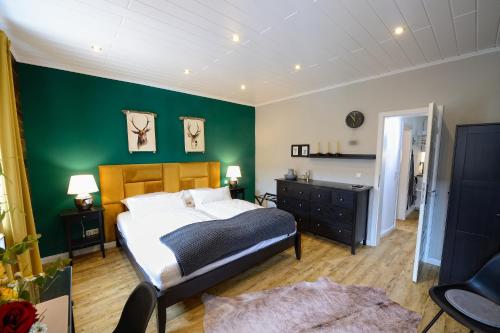 Chalet-Apartement in ehemaliger Hofraite in Bruchkobel