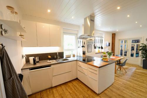 Chalet-Apartement in ehemaliger Hofraite in Bruchkobel