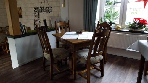 ห้องอาหาร, Pension Hampel in ชมาลเลนเบิร์ก