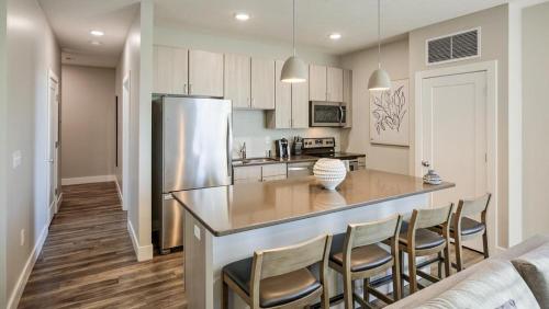 Landing at Pine 25 North End - 1 Bedroom in Tryon Hills in Charlotte, USA