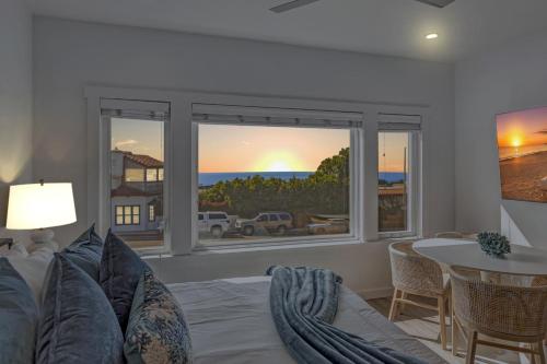Ocean VIEWS! Steps from Victoria Beach, Lux Design in Laguna Beach, USA