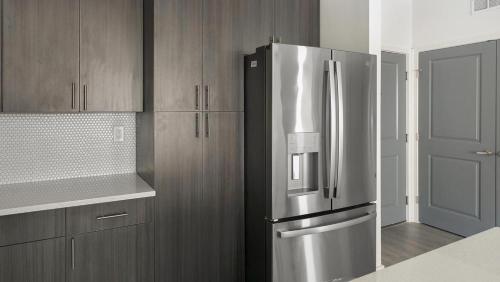 Landing at Station at Crestline - 2 Bedrooms in Mountain Brook in Birmingham, USA
