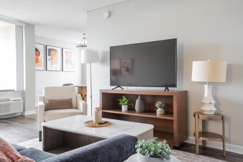 Landing at Three Rivers - 2 Bedrooms in Central Fort Wayne in Fort Wayne, USA