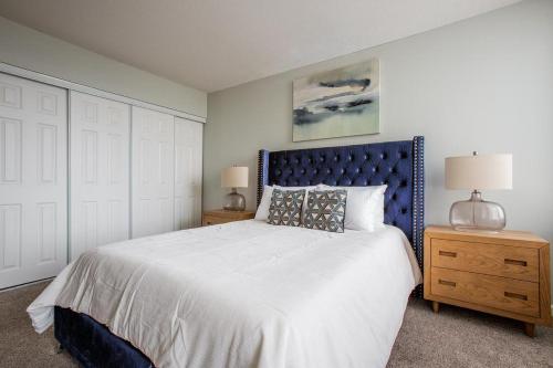 Landing at Three Rivers - 2 Bedrooms in Central Fort Wayne in Fort Wayne, USA